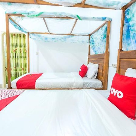 Oyo 1895 Lamancha Homestay Kuta  Kültér fotó