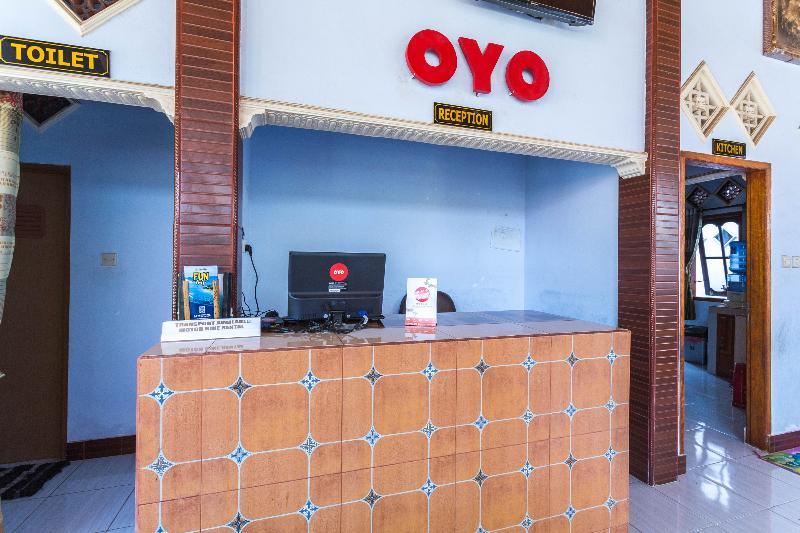 Oyo 1895 Lamancha Homestay Kuta  Kültér fotó